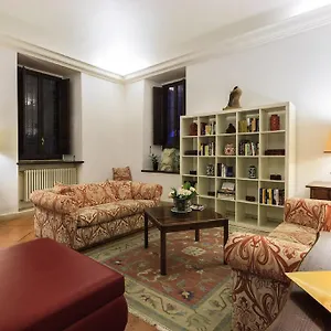 domus-julia-rome.it-romehotels.com/